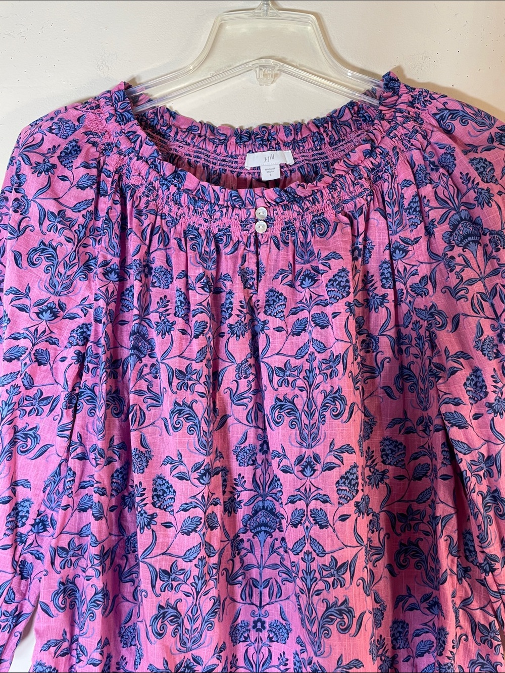 NEW! J. Jill Smocked Floral Top. Small. - Picture 5 of 11